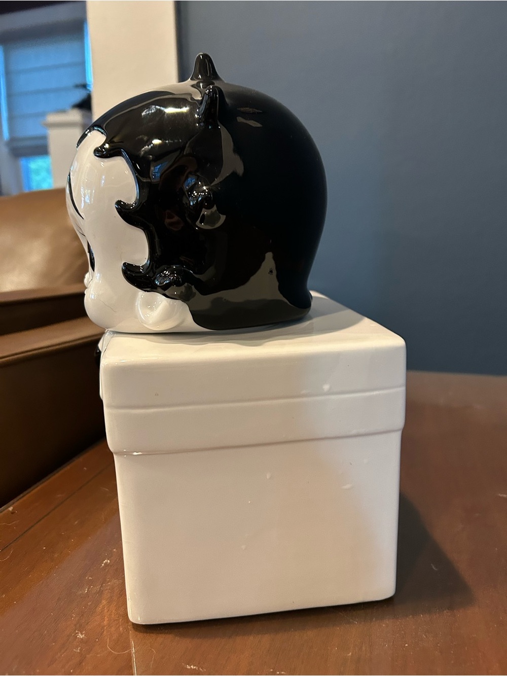 VINTAGE Betty Boop Black and White Ceramic Cookie Jar with Red Heart Accent - Picture 2 of 8